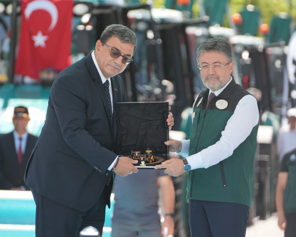 DSİ’nin makina parkına 50 adet MST kazıcı yükleyici