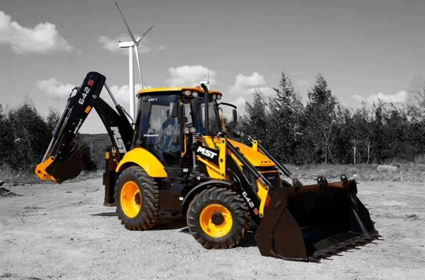 642s-backhoe-loader